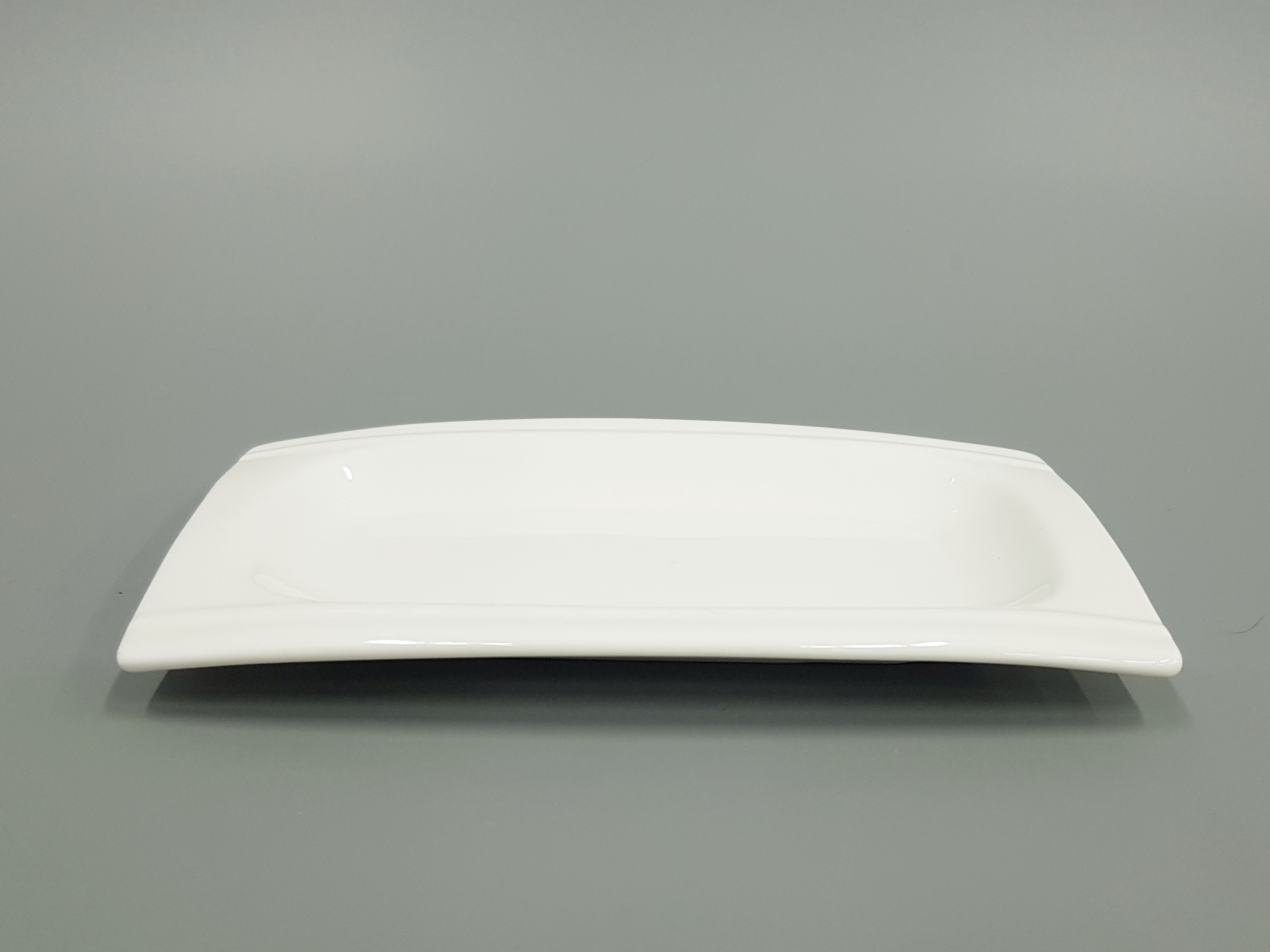Тарелка длинная. Wilmax блюдо WL-992620 (прямоугольное, 30х16 см). Тарелка прямоугольная плоская. Тарелка белая прямоугольная плоская. Блюдце прямоугольное.